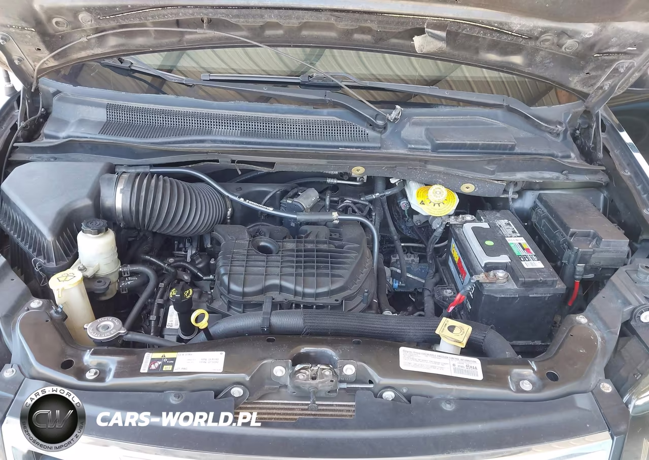 2014 Chrysler Town & Country Touring VIN:2C4RC1BG5ER374678 - 10