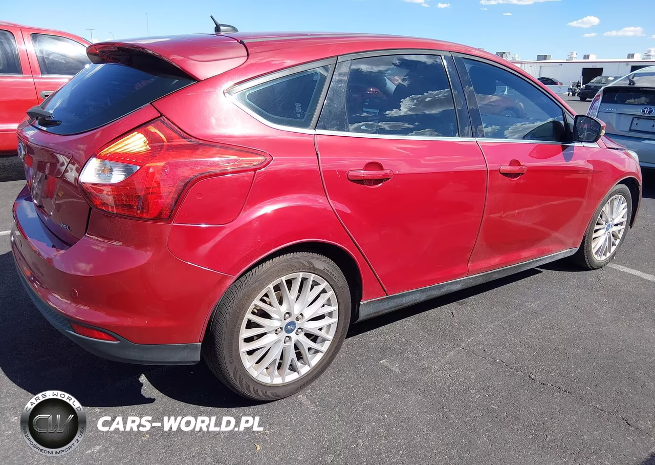 2012 Ford Focus Sel VIN:1FAHP3M26CL451969 - 4