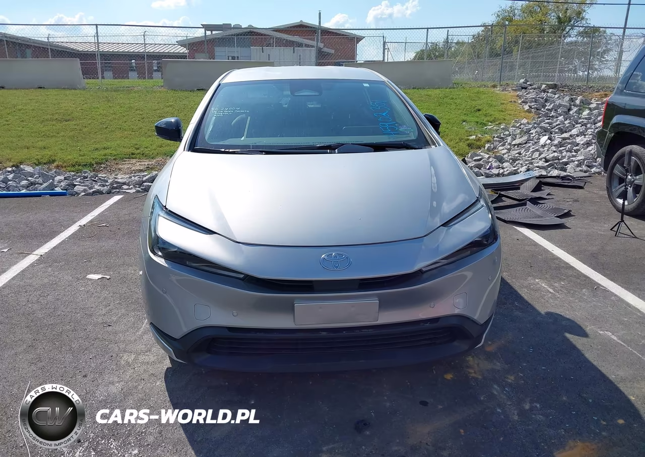 2026 Toyota Prius Le VIN:JTDACAAU7T3078412 - 13