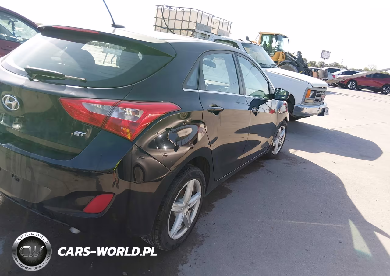 2016 Hyundai Elantra Gt VIN:KMHD35LHXGU253106 - 4