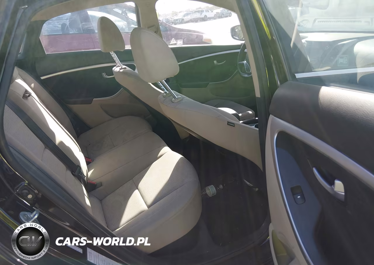 2016 Hyundai Elantra Gt VIN:KMHD35LHXGU253106 - 8