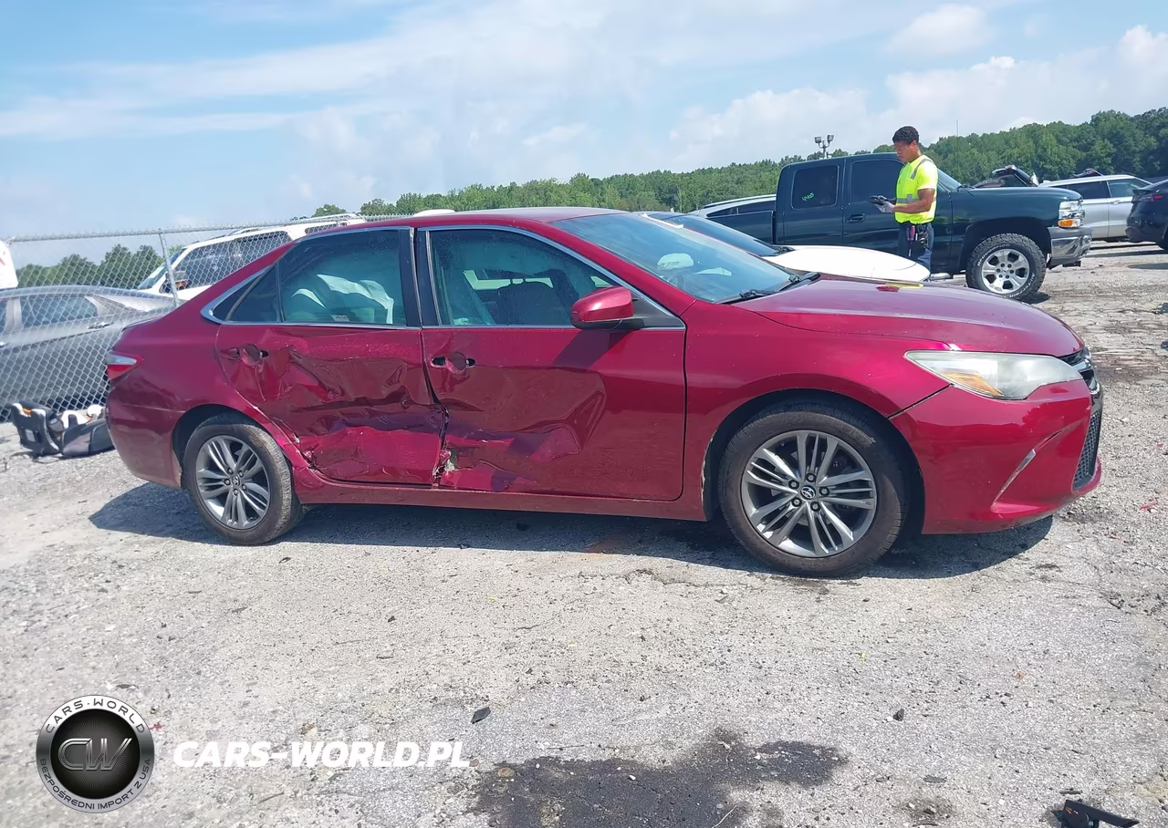 2015 Toyota Camry Se VIN:4T1BF1FK1FU893010 - 13
