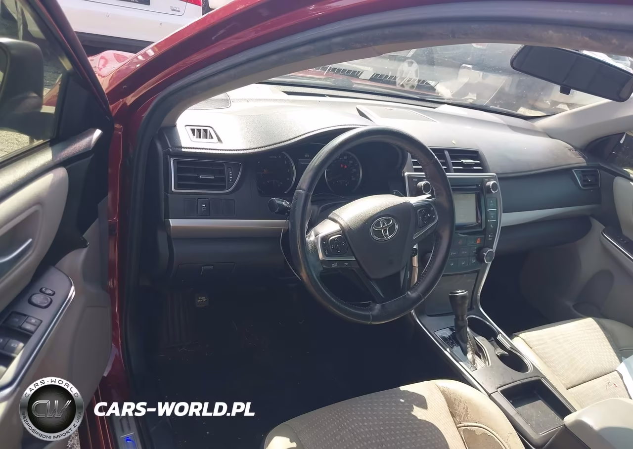 2015 Toyota Camry Se VIN:4T1BF1FK1FU893010 - 5