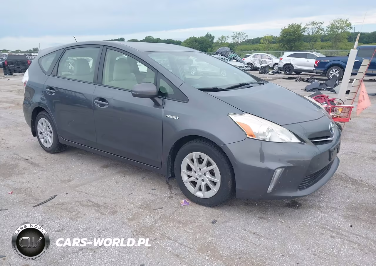 2012 Toyota Prius V Three – zdjęcie 1 z 16