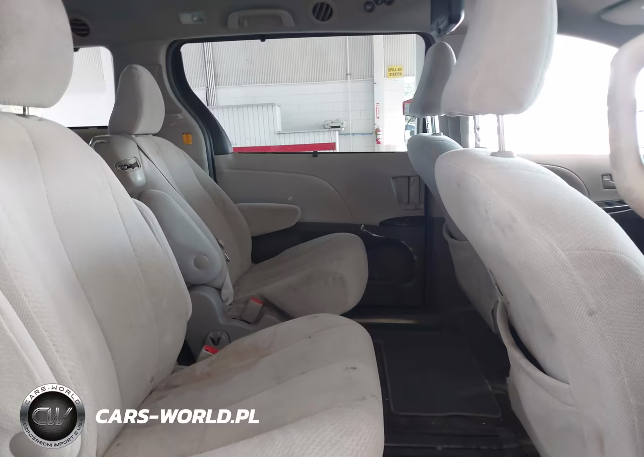 2011 Toyota Sienna Le V6 VIN:5TDKK3DCXBS166597 - 8