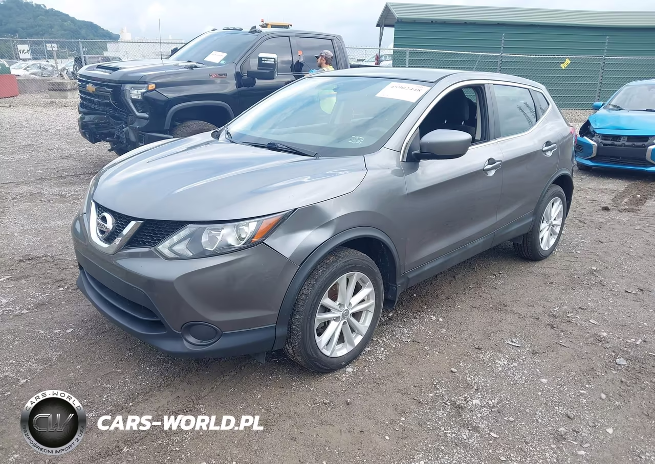 2017 Nissan Rogue Sport S VIN:JN1BJ1CP5HW027467 - 2