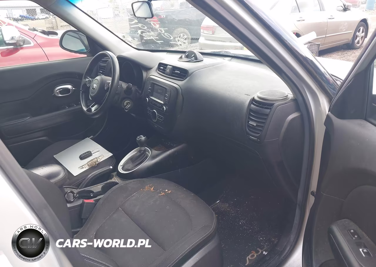 2017 Kia Soul + VIN:KNDJP3A56H7445566 - 5