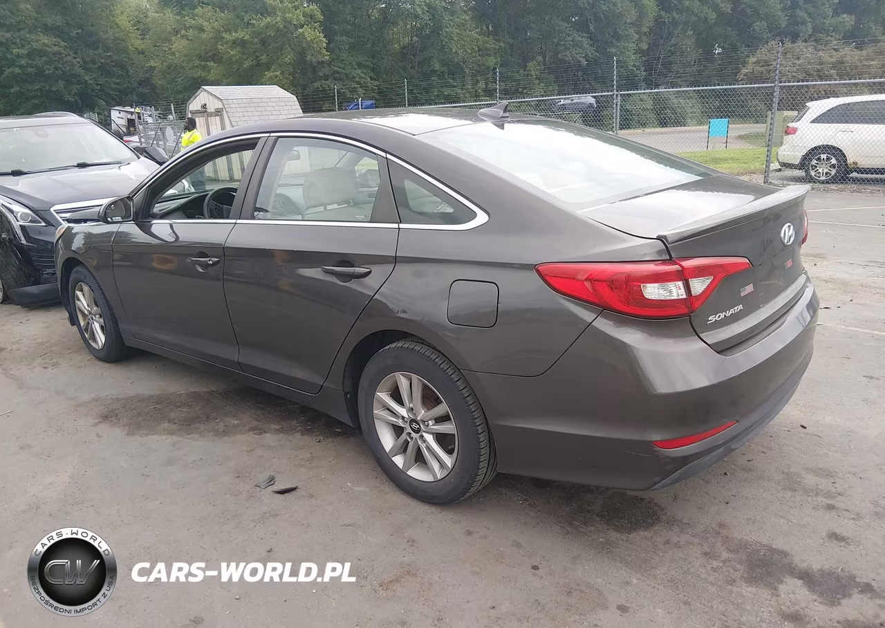 2015 Hyundai Sonata Se VIN:5NPE24AFXFH033996 - 3