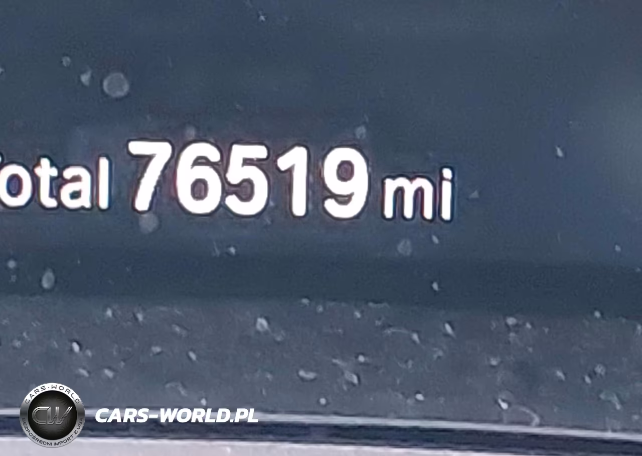 2019 BMW 330I xDrive VIN:3MW5R7J51K8B02394 - 16