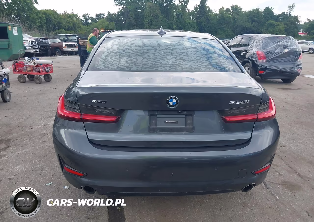 2019 BMW 330I xDrive VIN:3MW5R7J51K8B02394 - 17