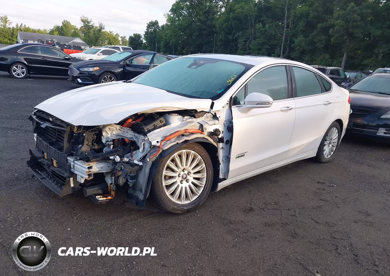 2013 Ford Fusion Energi Titanium VIN:3FA6P0SU9DR260107 - 2
