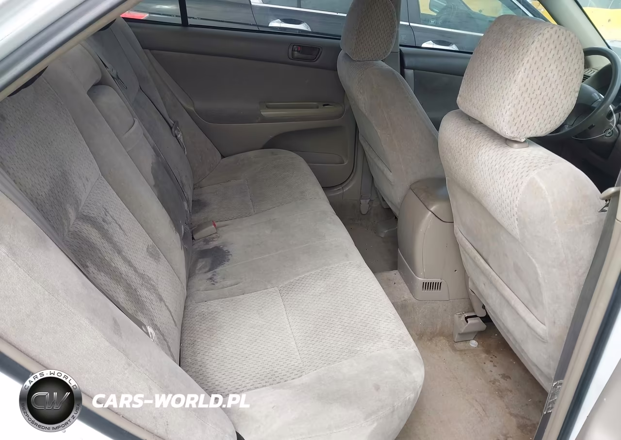 2003 Toyota Camry Le VIN:4T1BE30K03U224861 - 8