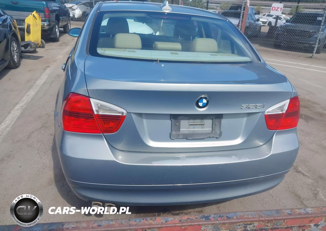2007 BMW 328 I VIN:WBAVA37577NL11327 - 16