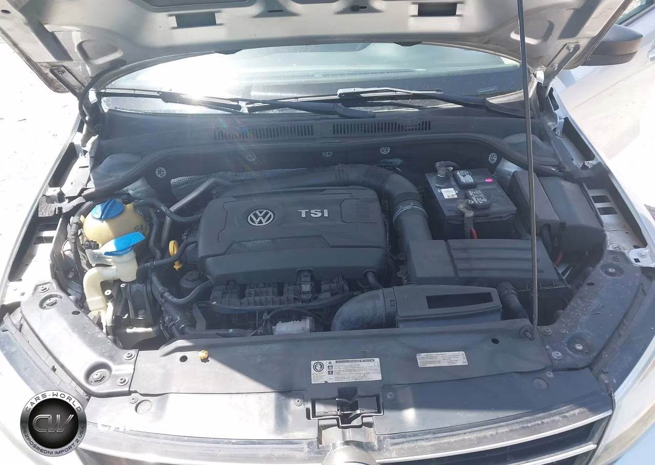 2015 Volkswagen Jetta 1.8T Se VIN:3VWD17AJ1FM233046 - 10
