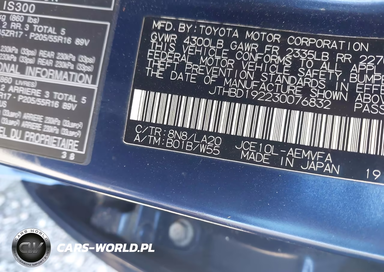 2003 Lexus Is 300 Base W-5-Speed Manual VIN:JTHBD192230076832 - 9