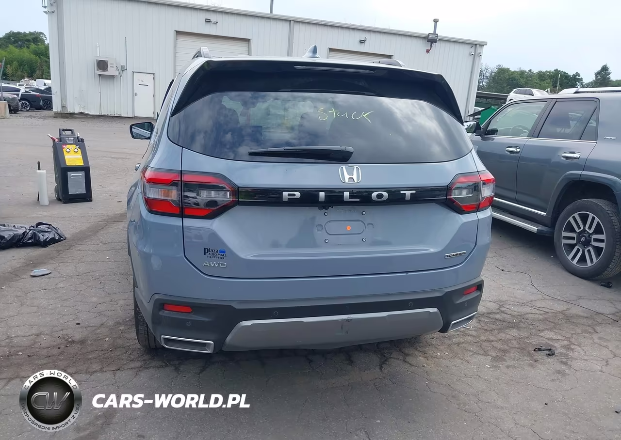 2026 Honda Pilot Touring-Touring Blackout VIN:5FNYG1H72TB007558 - 16