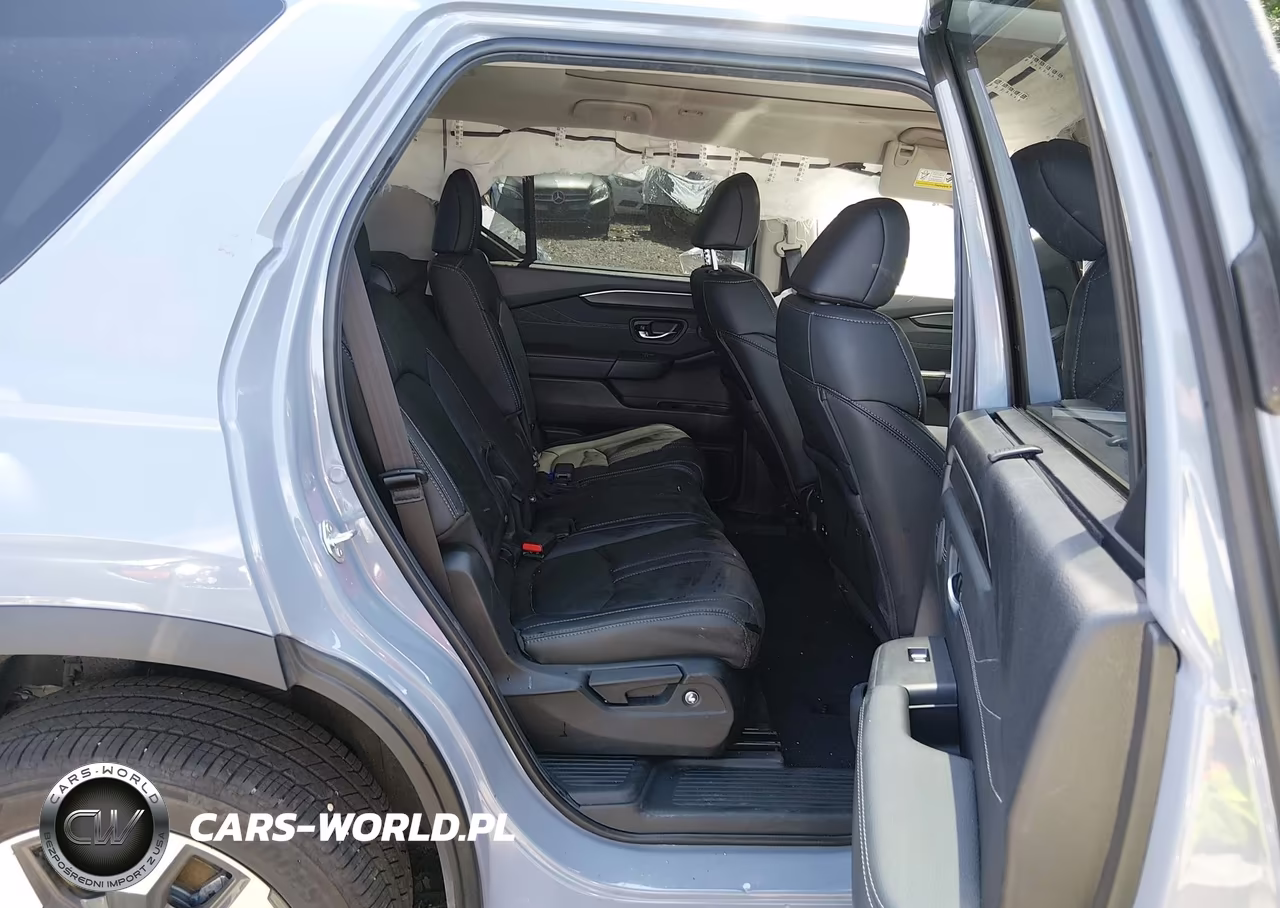 2026 Honda Pilot Touring-Touring Blackout VIN:5FNYG1H72TB007558 - 8