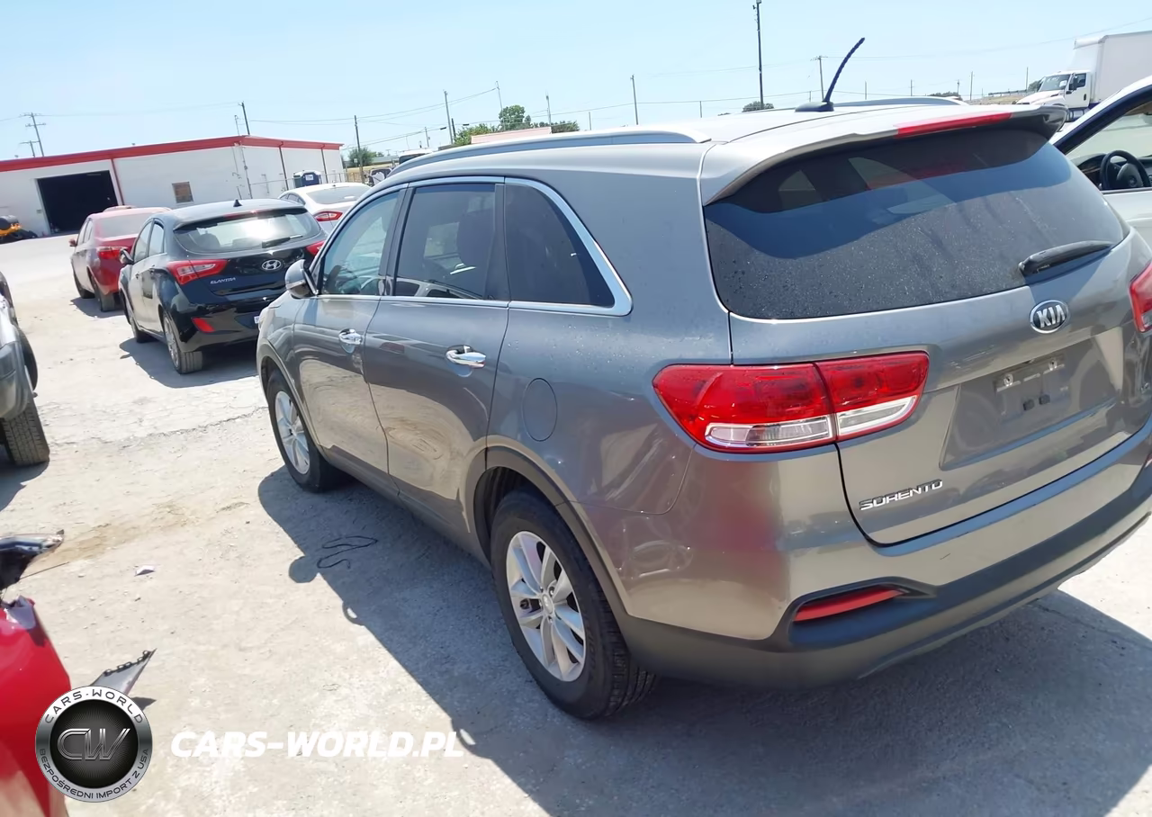 2017 Kia Sorento 3.3L Lx VIN:5XYPG4A5XHG190889 - 3