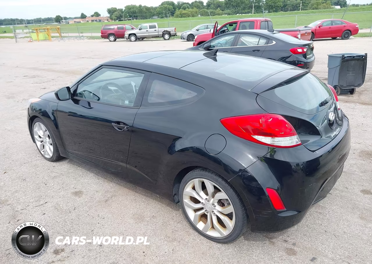 2012 Hyundai Veloster Base W-Red-Black VIN:KMHTC6AD3CU052482 - 3
