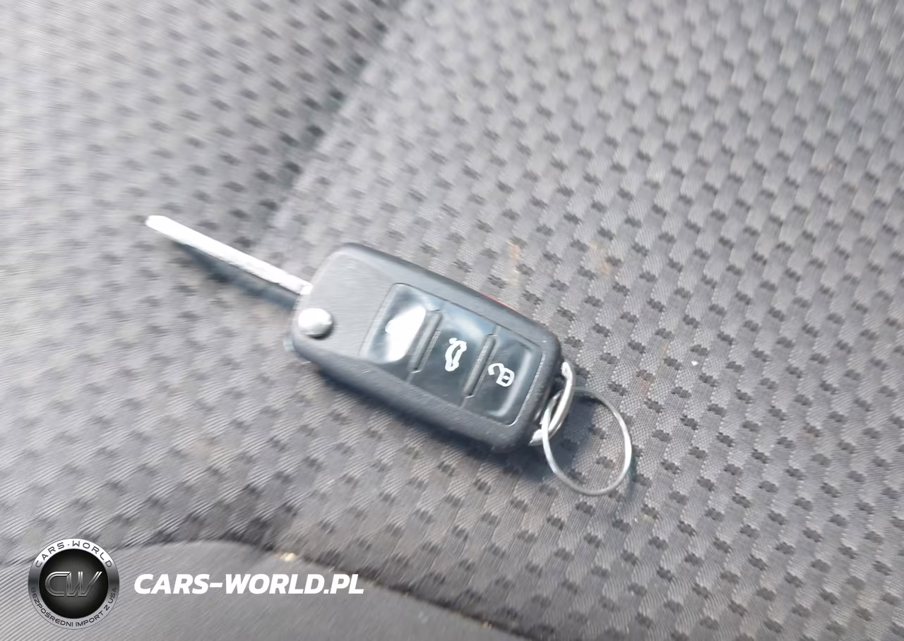 2011 Volkswagen Jetta 2.0L S VIN:3VW2K7AJ2BM118549 - 11