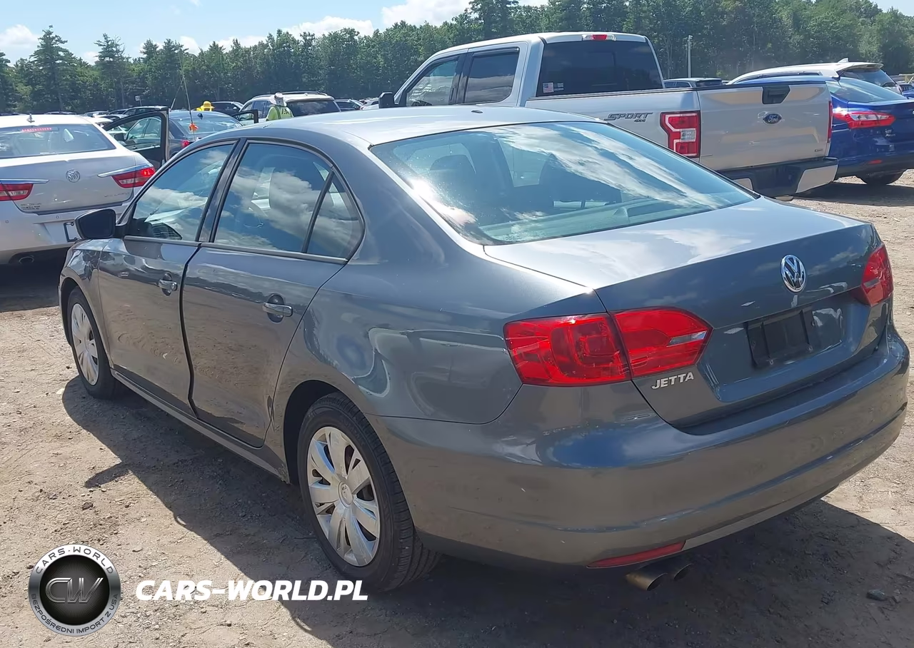 2011 Volkswagen Jetta 2.0L S VIN:3VW2K7AJ2BM118549 - 12