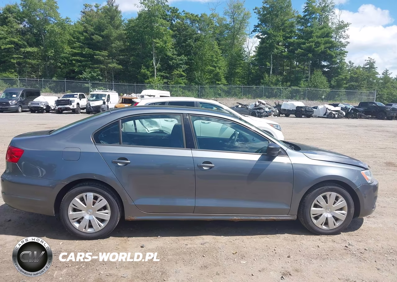 2011 Volkswagen Jetta 2.0L S VIN:3VW2K7AJ2BM118549 - 6