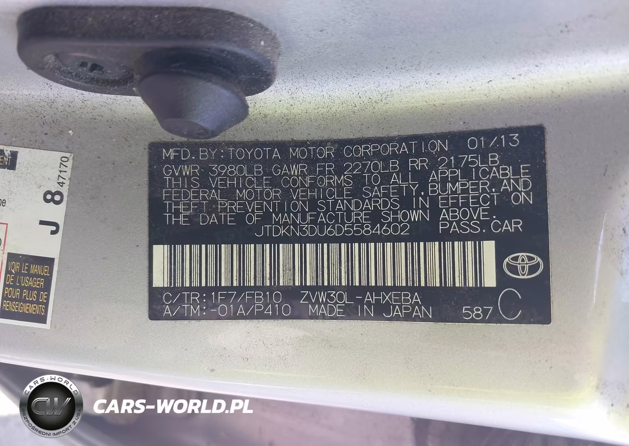 2013 Toyota Prius Two VIN:JTDKN3DU6D5584602 - 9