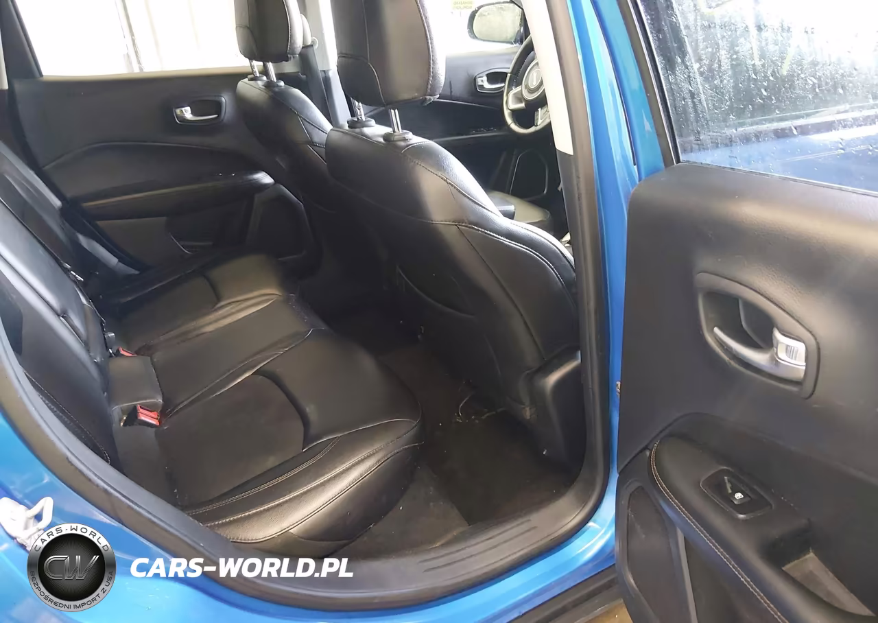 2018 Jeep Compass Latitude 4X4 VIN:3C4NJDBB5JT252999 - 8