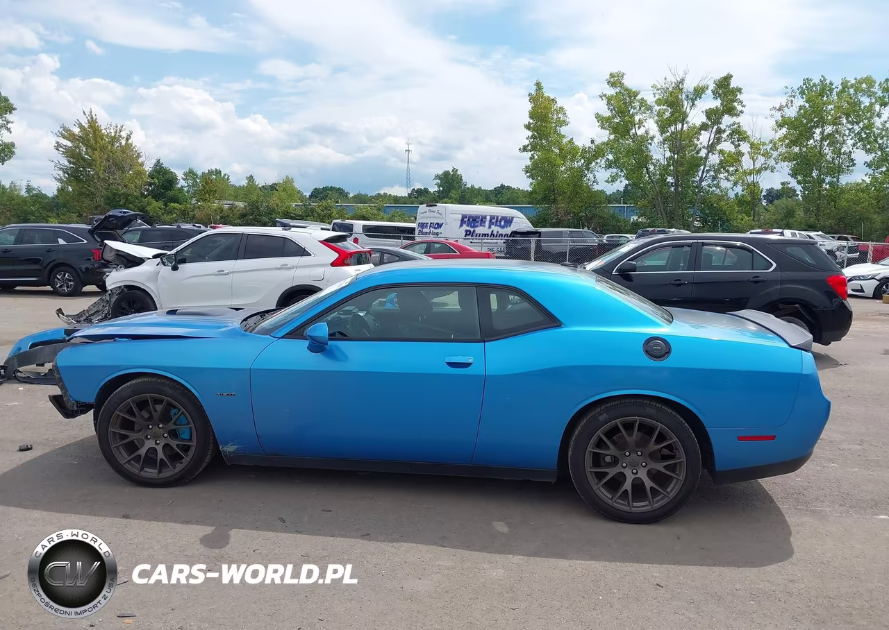 2015 Dodge Challenger R-T Shaker VIN:2C3CDZAT4FH782973 - 15
