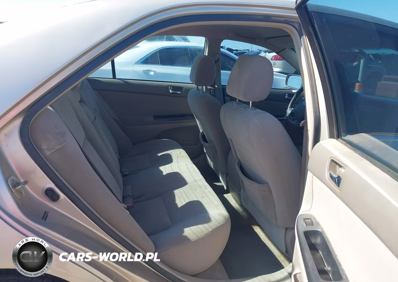 2005 Toyota Camry Le VIN:4T1BE32K85U570284 - 8