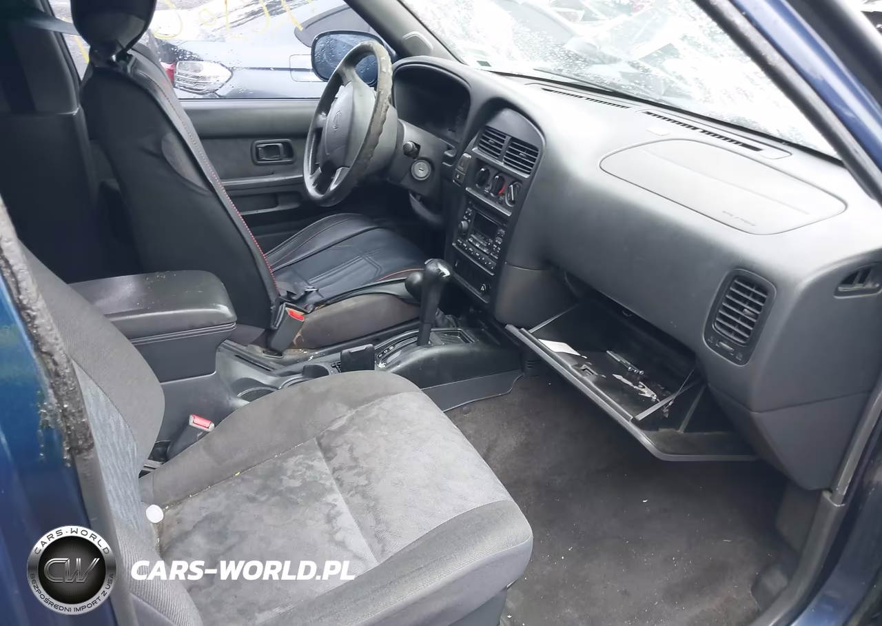 1996 Nissan Pathfinder Le-Se-Xe VIN:JN8AR05YXTW027804 - 5