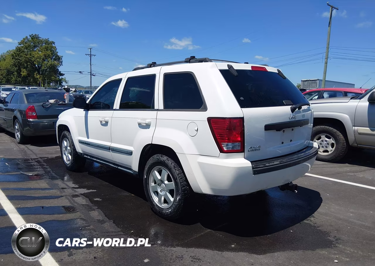 2008 Jeep Grand Cherokee Laredo VIN:1J8GR48K38C240762 - 3