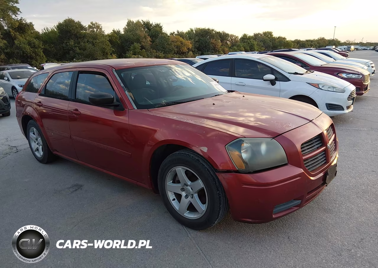2005 Dodge Magnum Se