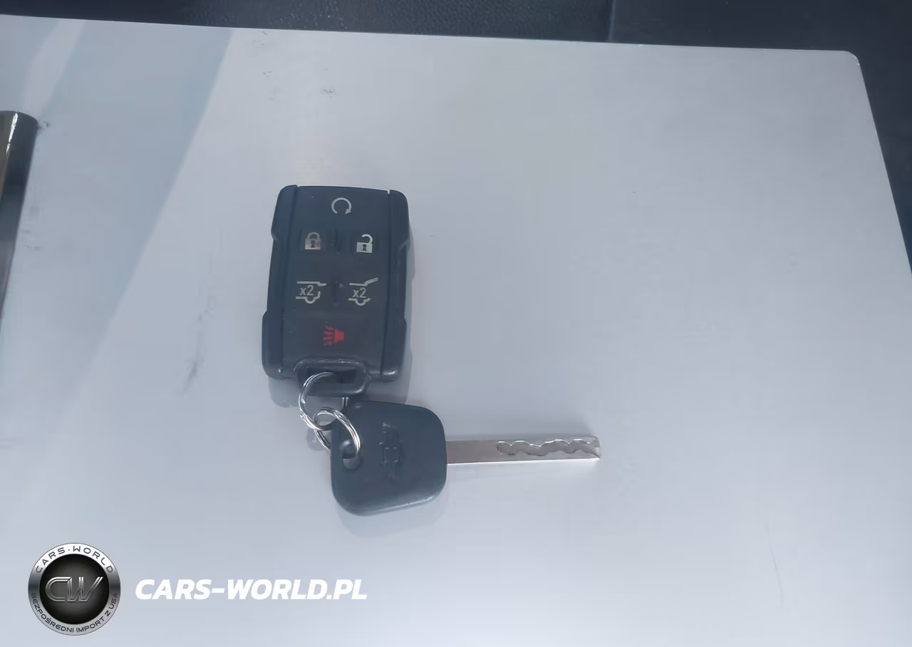 2018 Chevrolet Suburban Lt VIN:1GNSKHKC2JR242558 - 11
