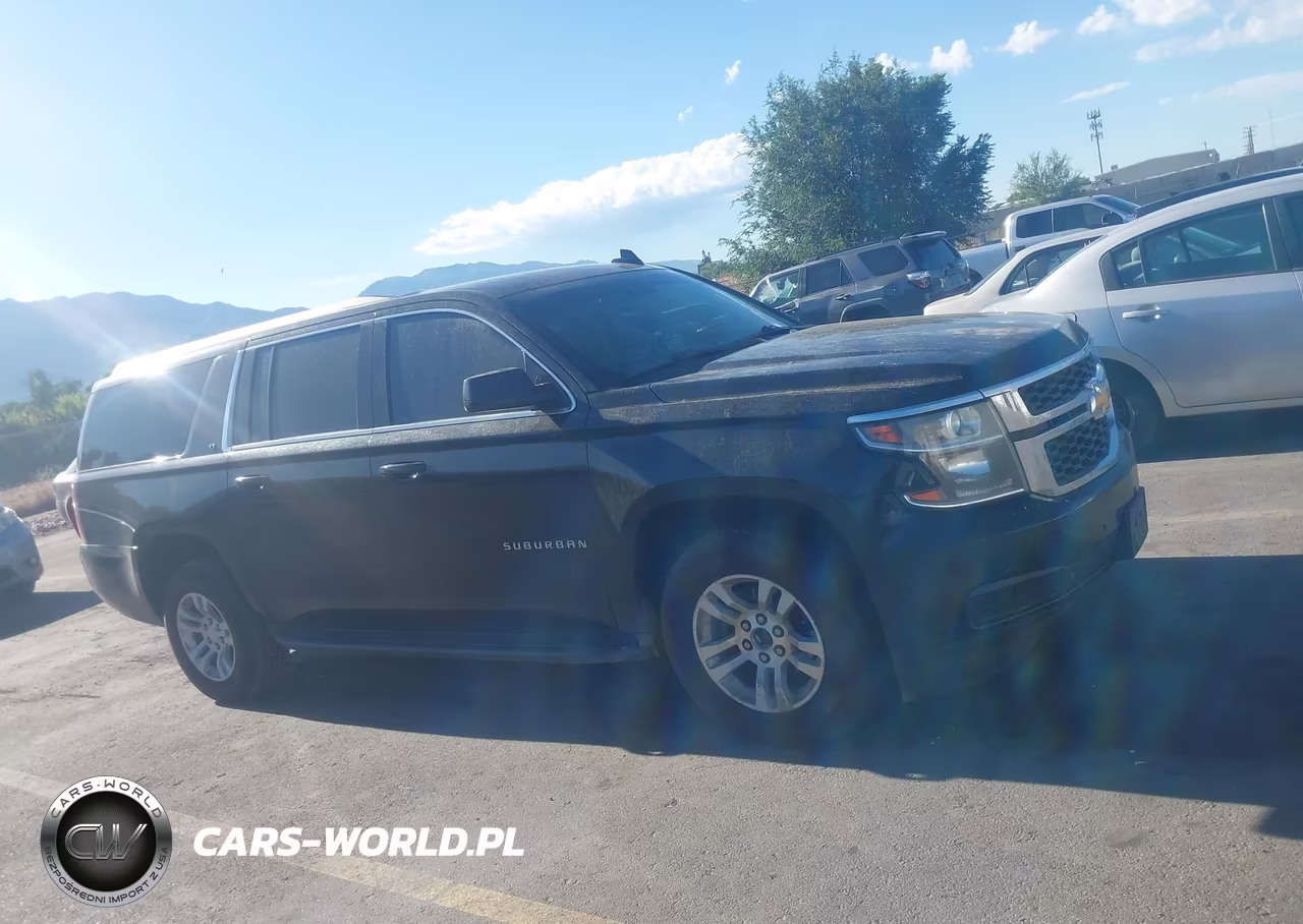2018 Chevrolet Suburban Lt VIN:1GNSKHKC2JR242558 - 13