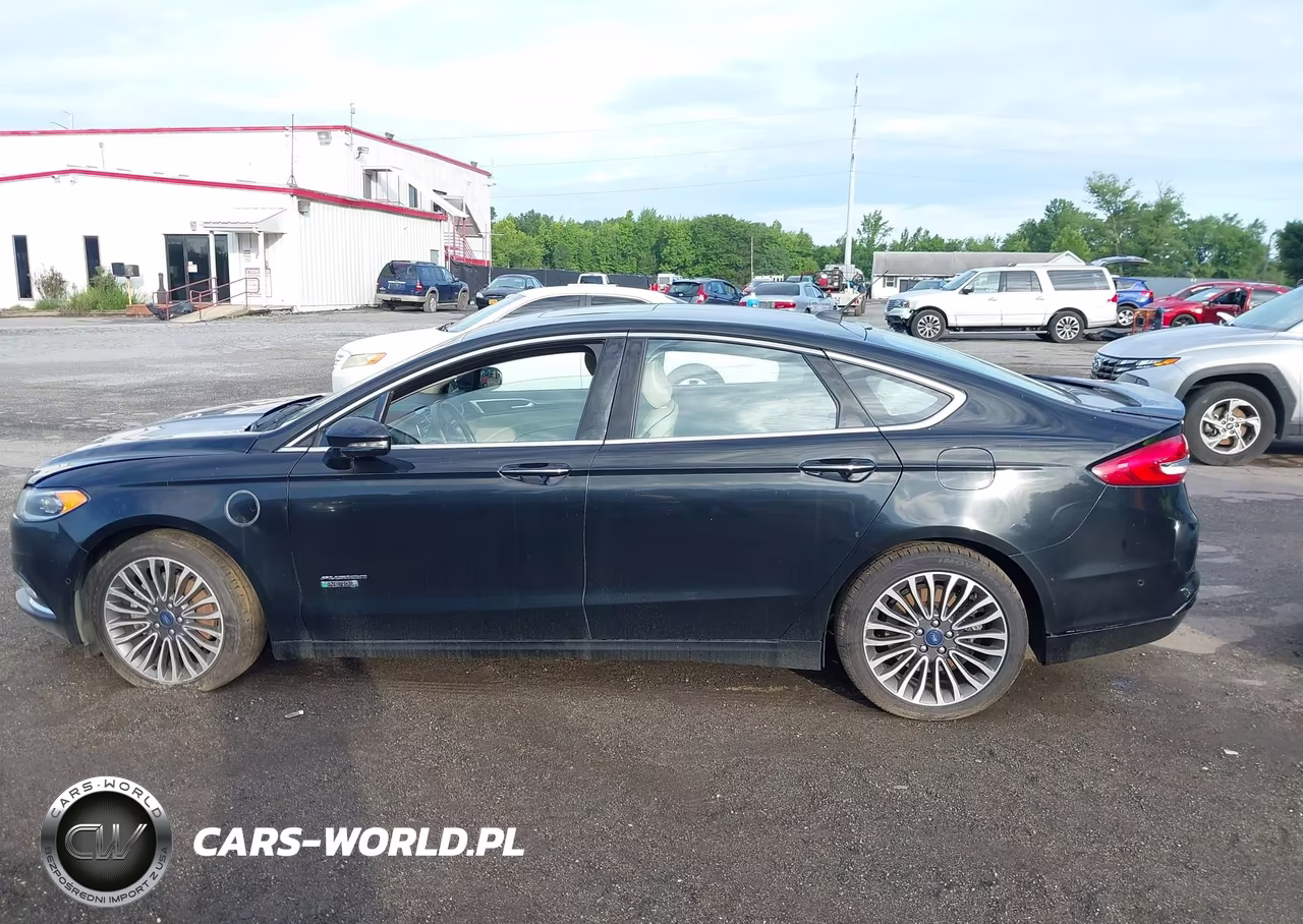 2017 Ford Fusion Energi Platinum VIN:3FA6P0SU2HR409768 - 14