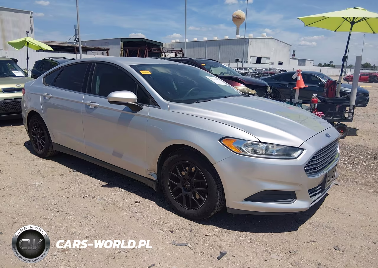 2013 Ford Fusion S