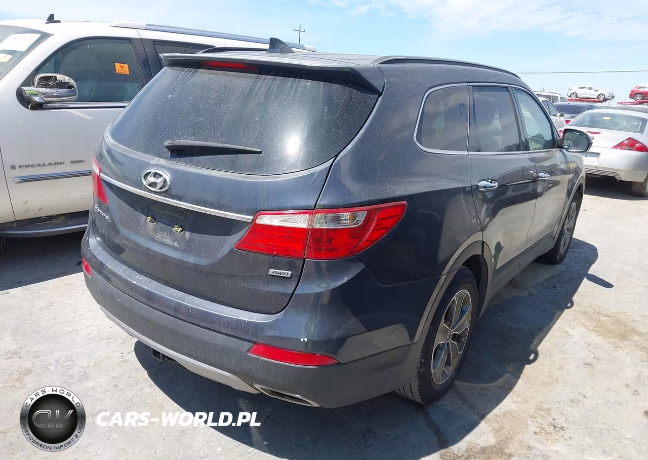 2015 Hyundai Santa Fe Gls VIN:KM8SMDHF9FU103430 - 4