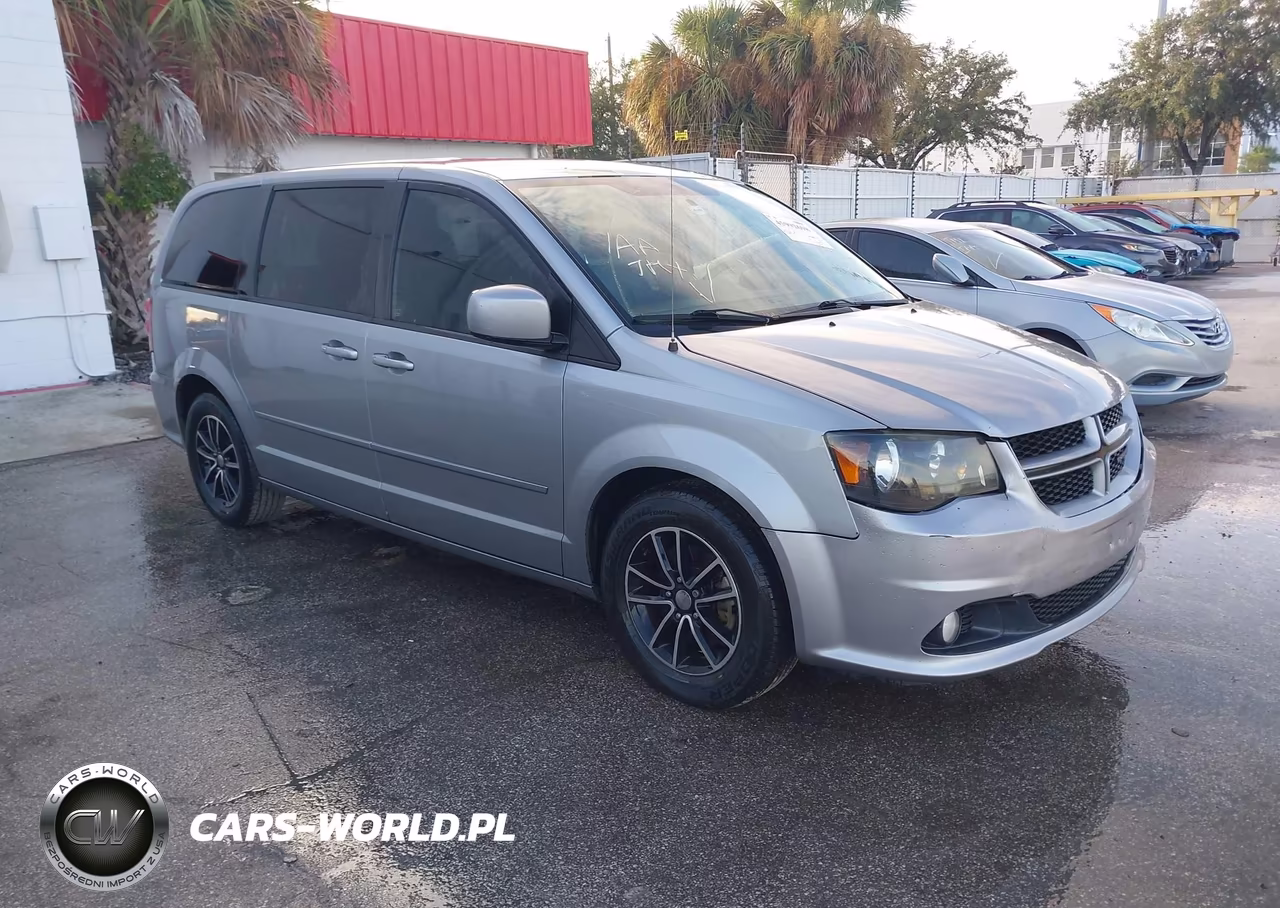 2015 Dodge Grand Caravan R-T – zdjęcie 1 z 11