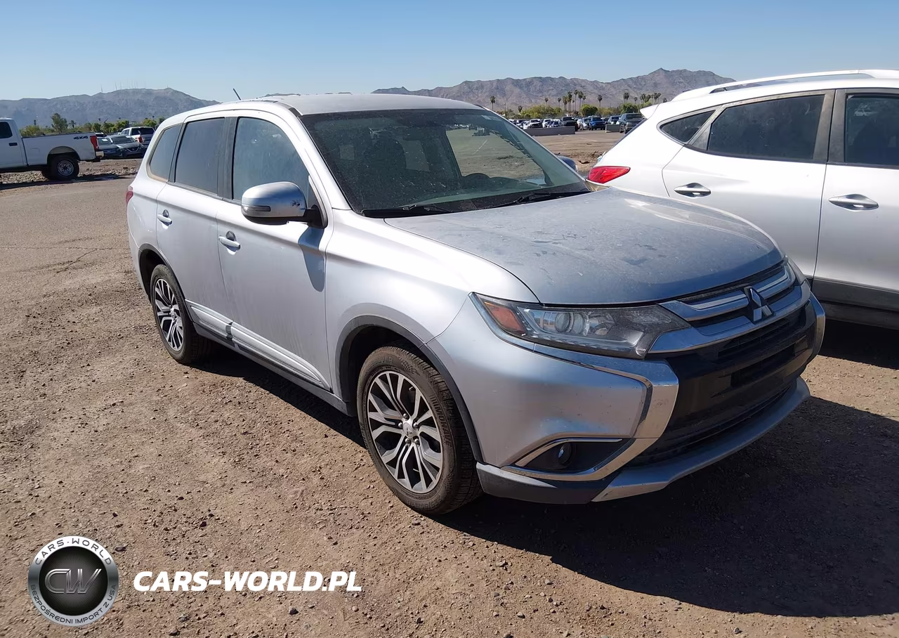 2016 Mitsubishi Outlander Se – zdjęcie 1 z 10