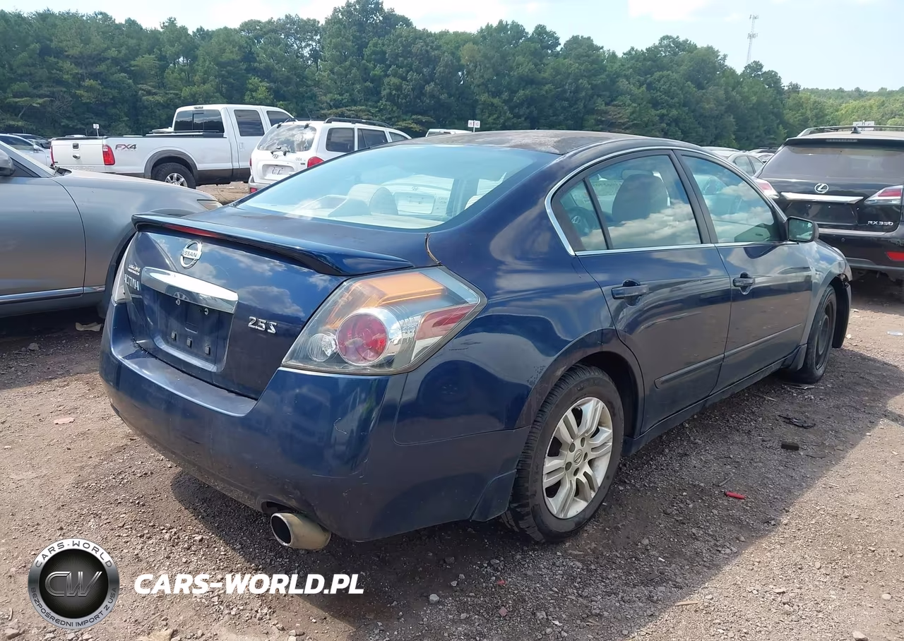 2011 Nissan Altima 2.5 S VIN:1N4AL2AP9BN439177 - 4