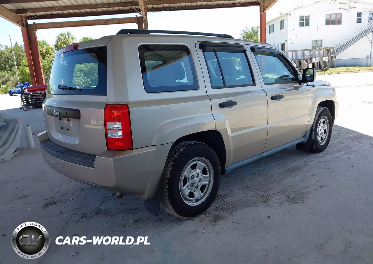 2010 Jeep Patriot Sport VIN:1J4NT2GB0AD582847 - 4