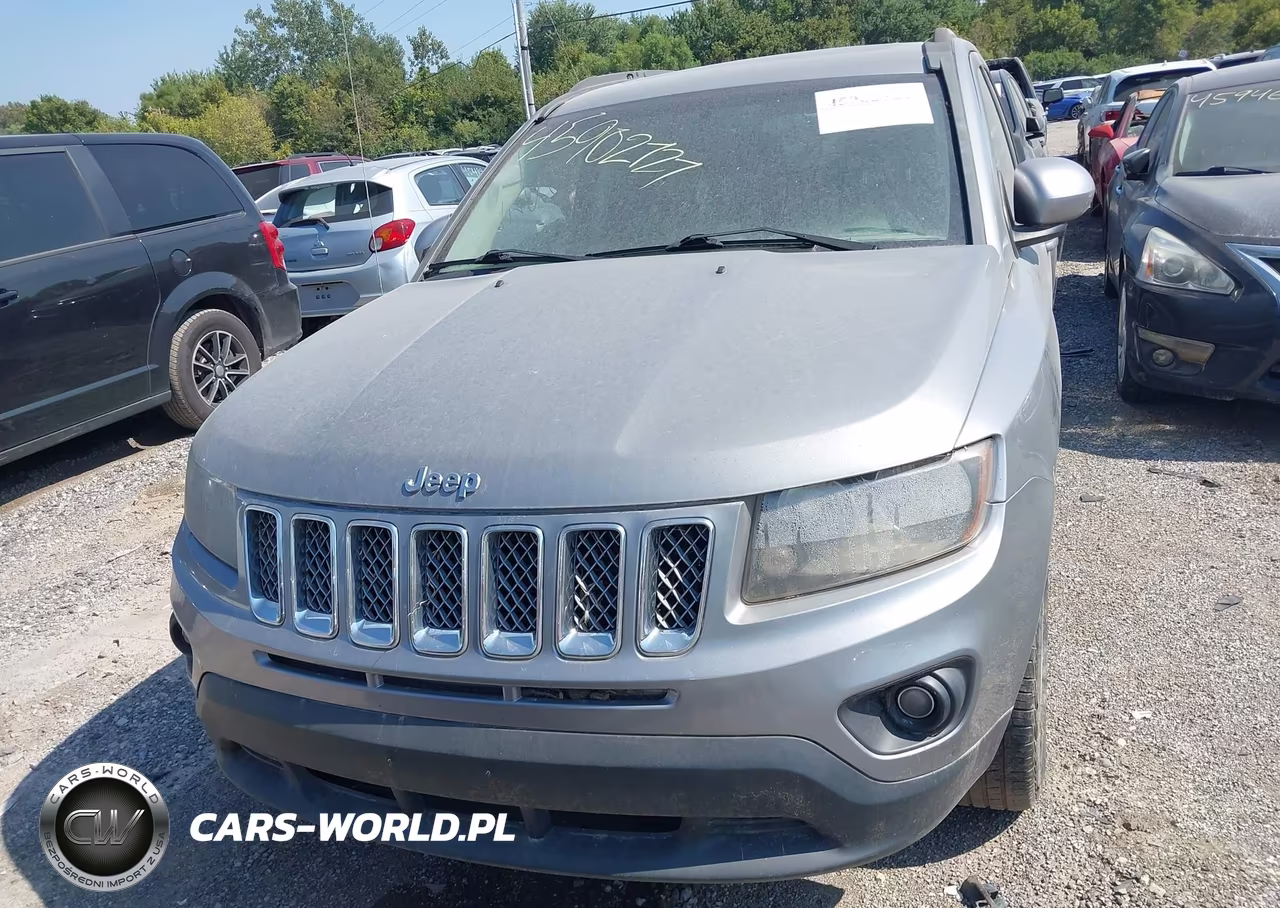 2014 Jeep Compass Latitude VIN:1C4NJDEB3ED765627 - 12