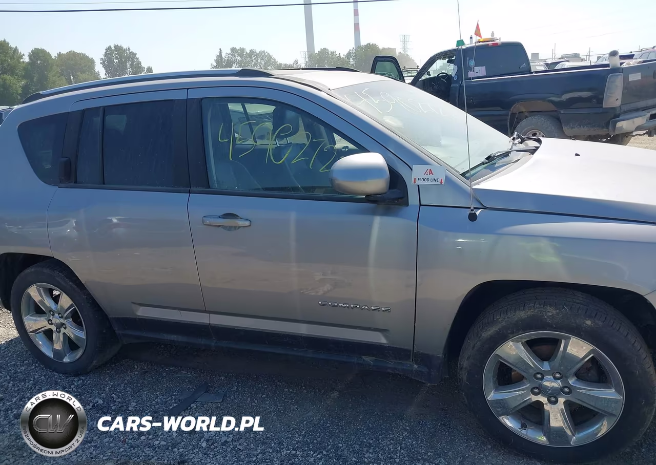 2014 Jeep Compass Latitude VIN:1C4NJDEB3ED765627 - 13