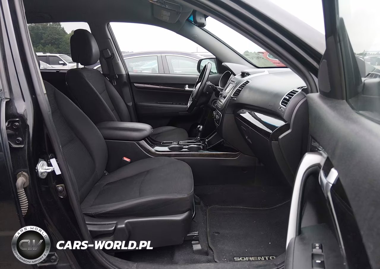 2014 Kia Sorento Lx VIN:5XYKT4A64EG536784 - 5