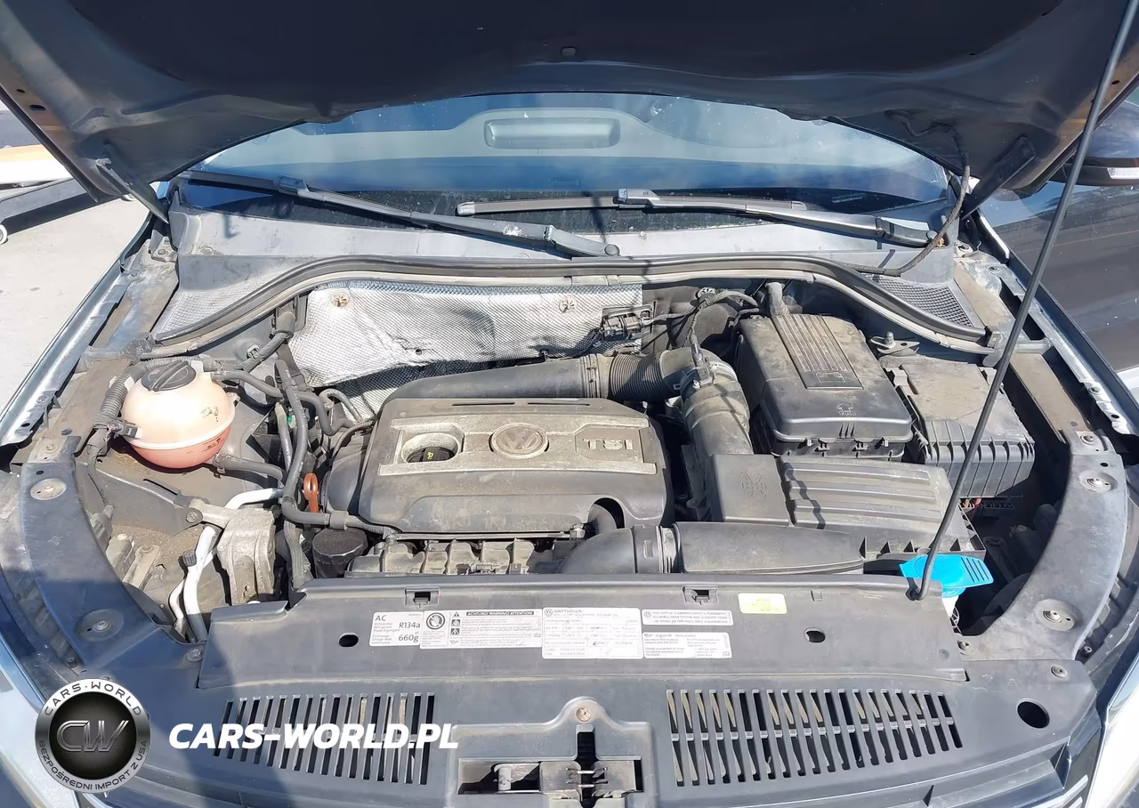 2012 Volkswagen Tiguan Se VIN:WVGBV7AX4CW559546 - 10