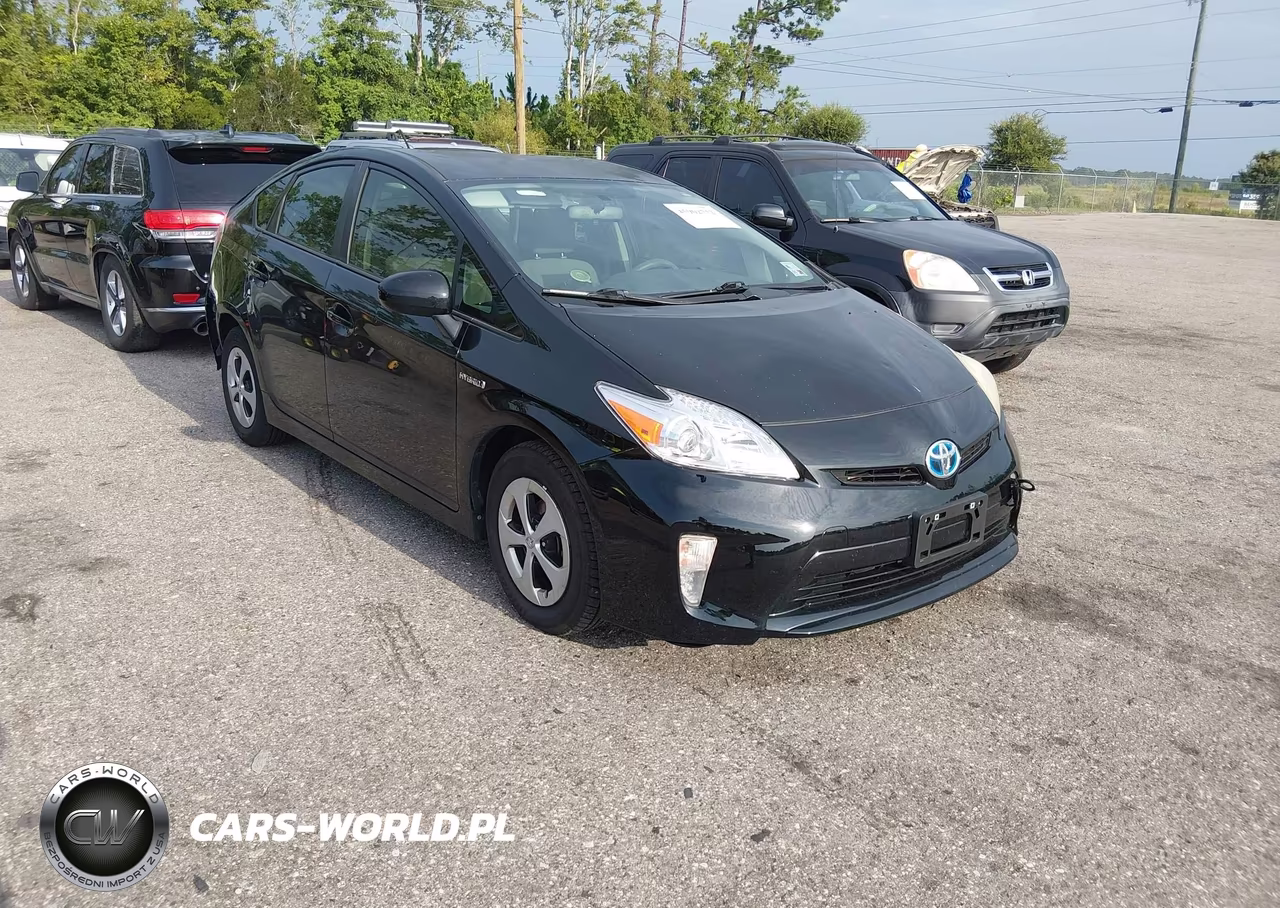 2013 Toyota Prius Two – zdjęcie 1 z 18