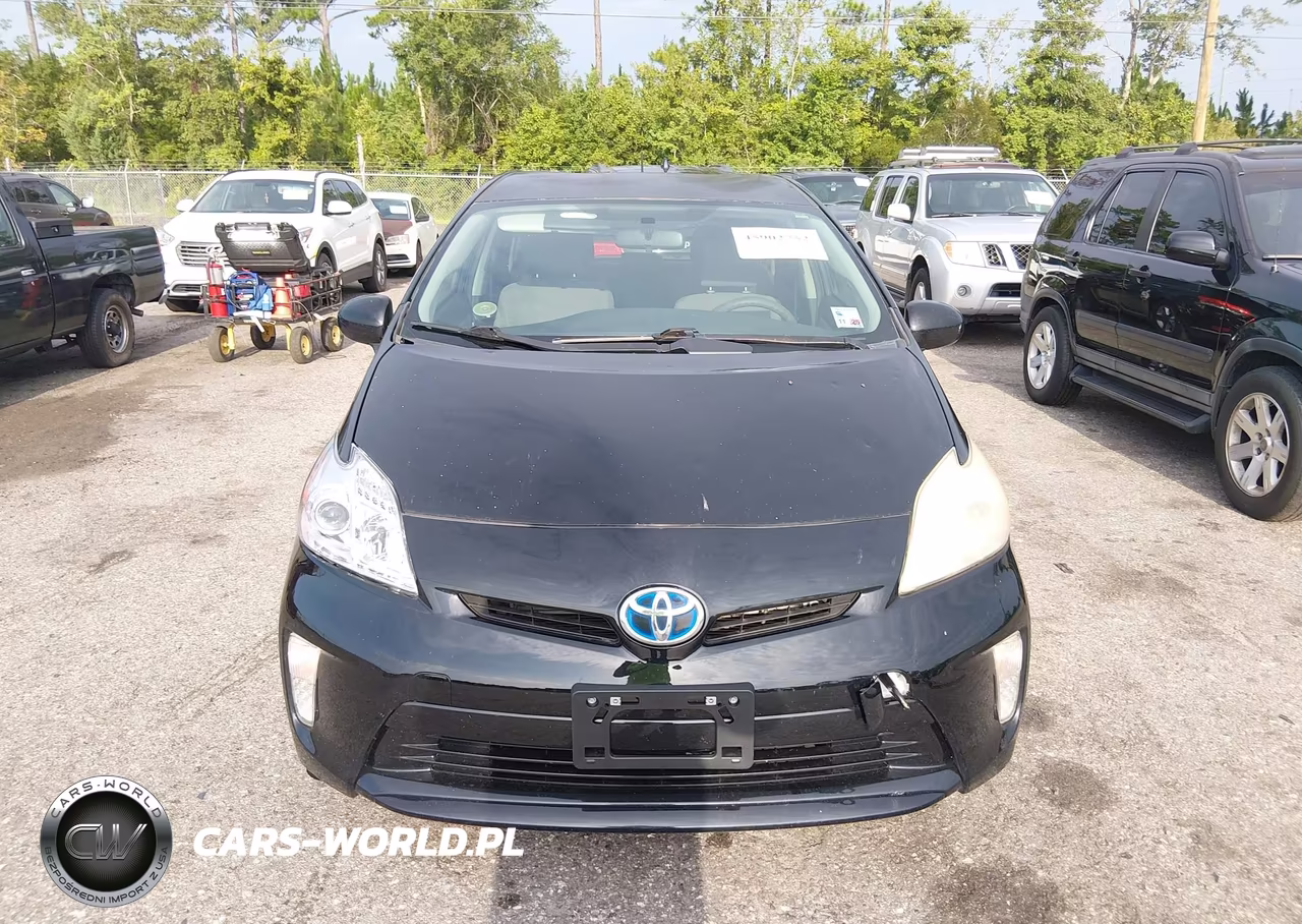 2013 Toyota Prius Two VIN:JTDKN3DU9D5581113 - 12