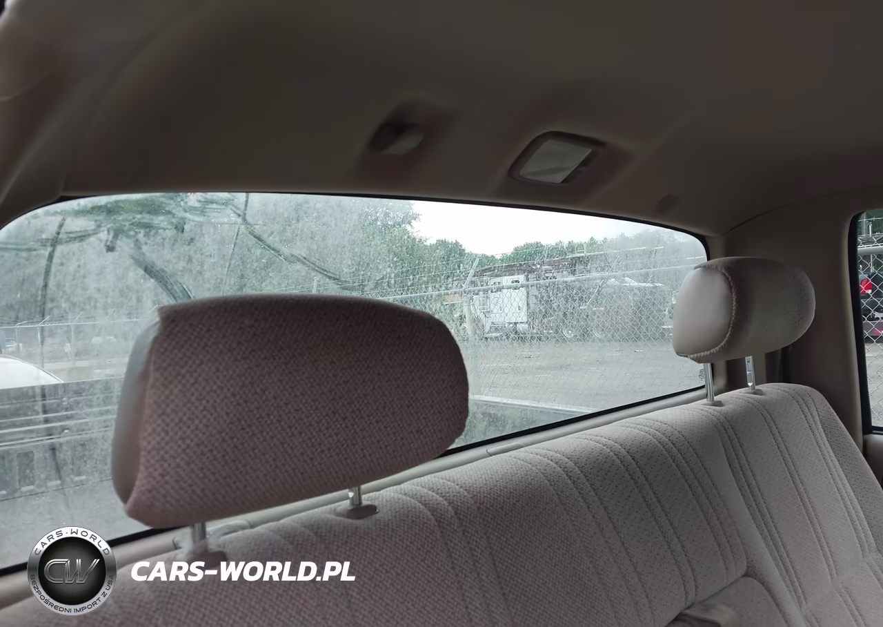 2003 Toyota Tundra VIN:5TBJN32193S353568 - 8