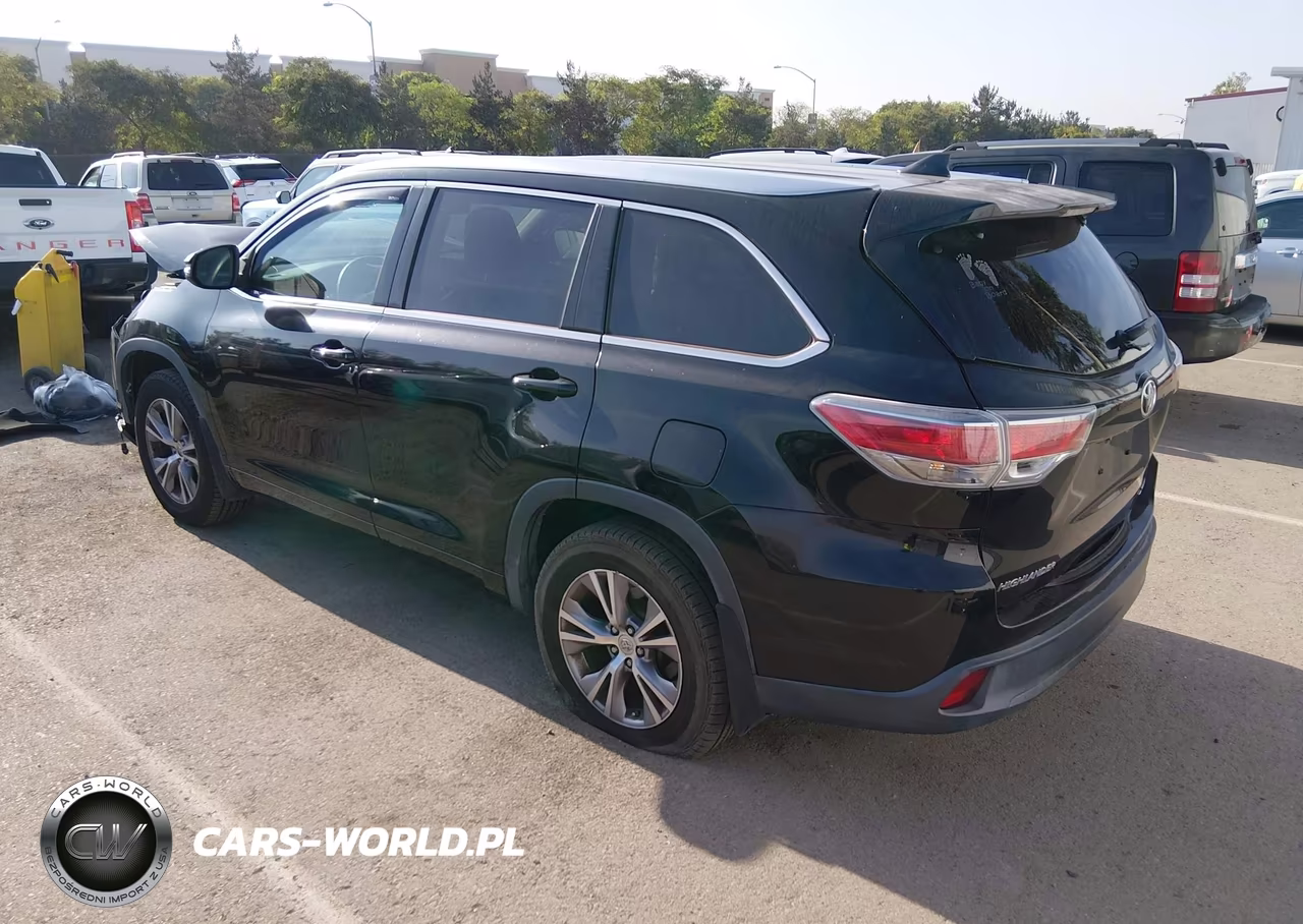 2015 Toyota Highlander Xle V6 VIN:5TDJKRFH8FS105553 - 3
